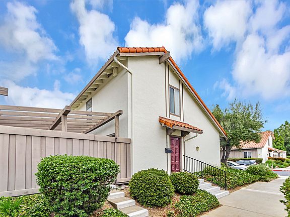 3rd image of 8064 Park Villa Cir