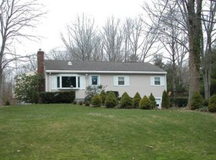 6 Prebble Ln, York, ME 03909