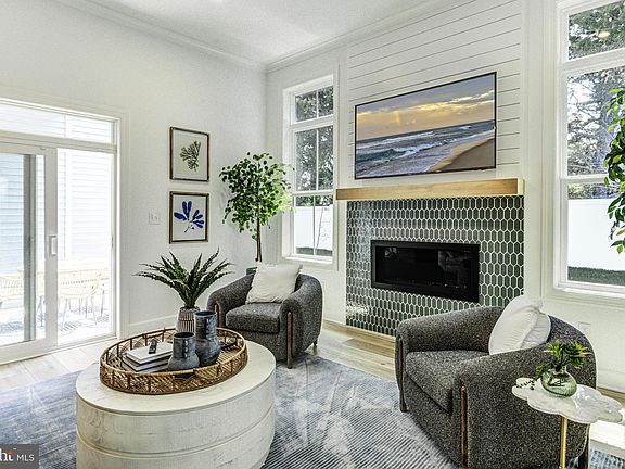 3rd image of 21527 Cattail Dr #102
