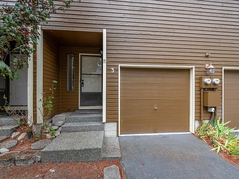 111 NW Columbia Dr #B3 — Photo 18