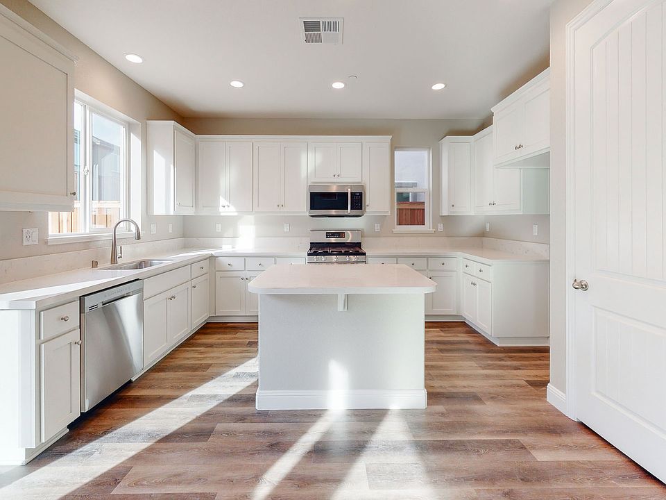 Abri---Kitchen1