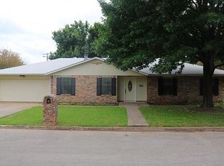 413 Oak St, Bastrop, TX 78602