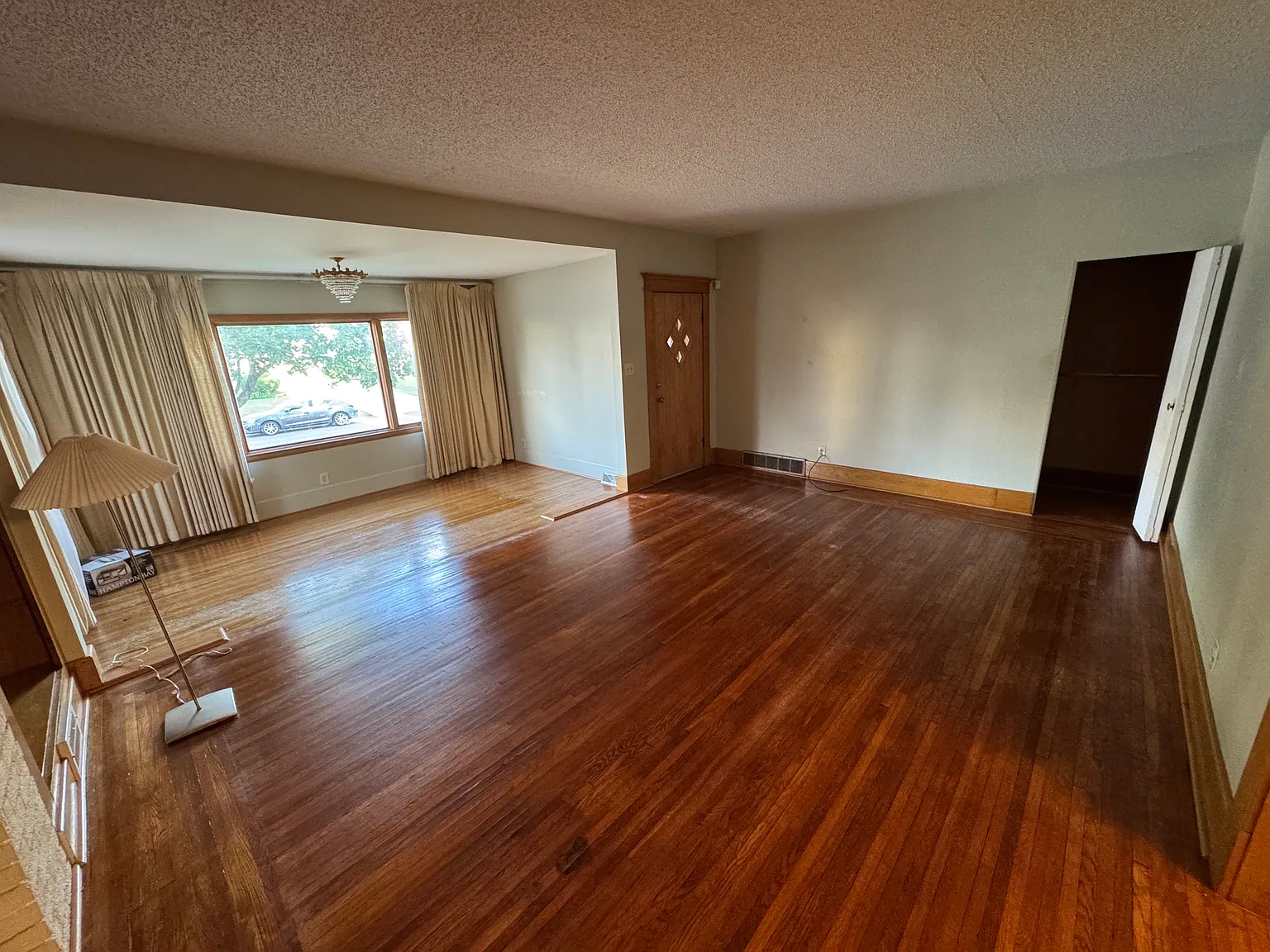 2 bed, 1200 sqft, $1,350 — Photo 1