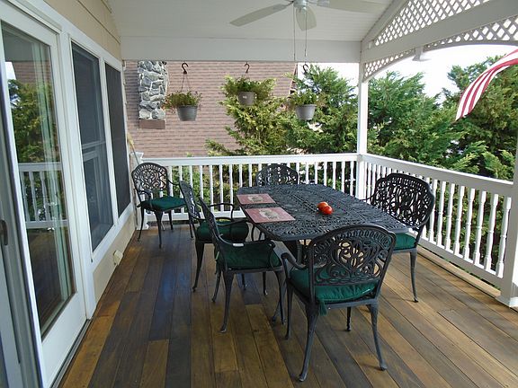 Vaulted Porch Ceiling