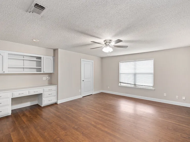6728 Fair Meadows Dr — Photo 6