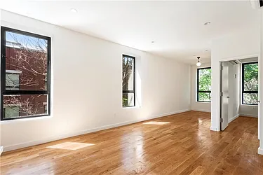 Rented by Investmates Real Estate