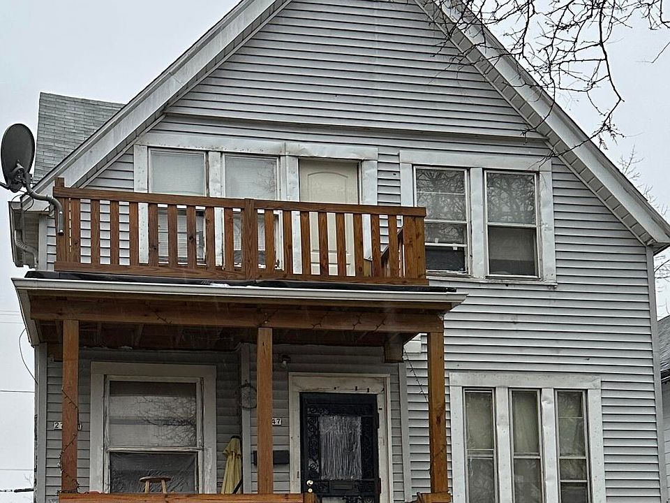 1st image of 2747-2747A N 16th St