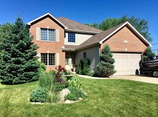 1N360 Fanchon St, Carol Stream, IL 60188