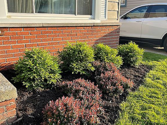 2nd image of 22620 Lake Dr