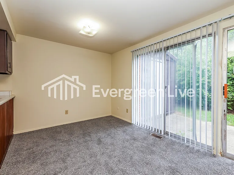 7548 Mount Whitney St — Photo 5