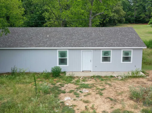 Sherrod St, Gladewater, TX 75647