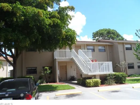 4757 Orange Grove Blvd APT 2, North Fort Myers, FL 33903