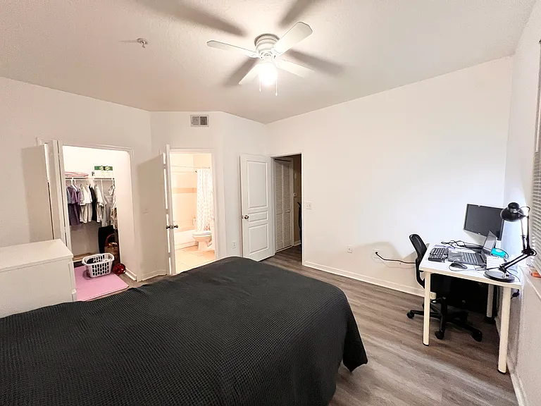 17101 Carrington Park Dr #417 — Photo 9