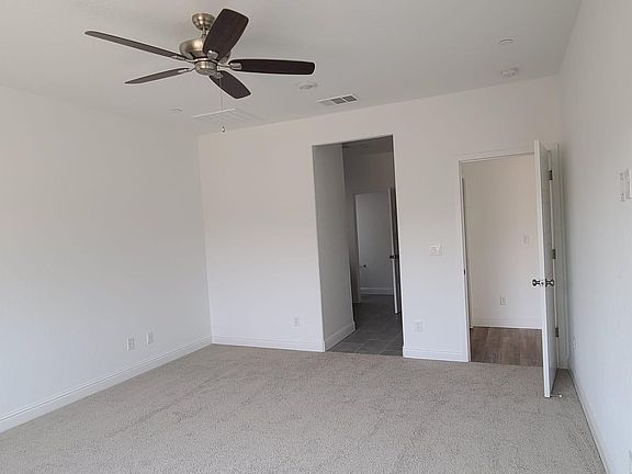 5th image of 252 N Laverne Ave
