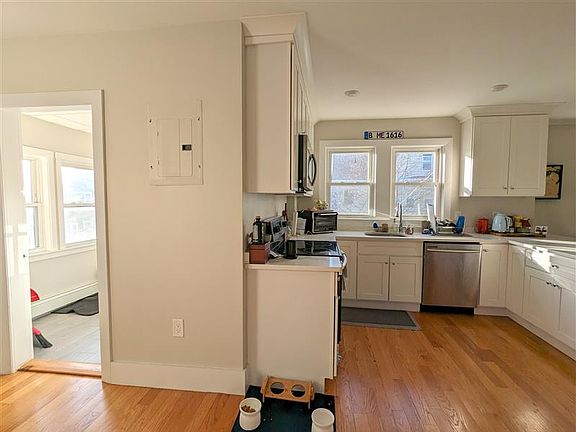 2nd image of 28 Fairmount Ave #3