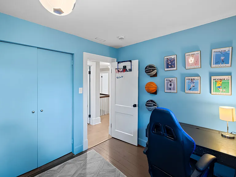 2329 Porter St NW — Photo 42