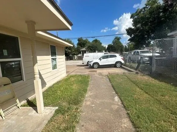 4905 Kashmere St #B, Houston, TX 77026