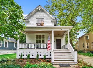 408 S La Grange Rd, La Grange, IL 60525