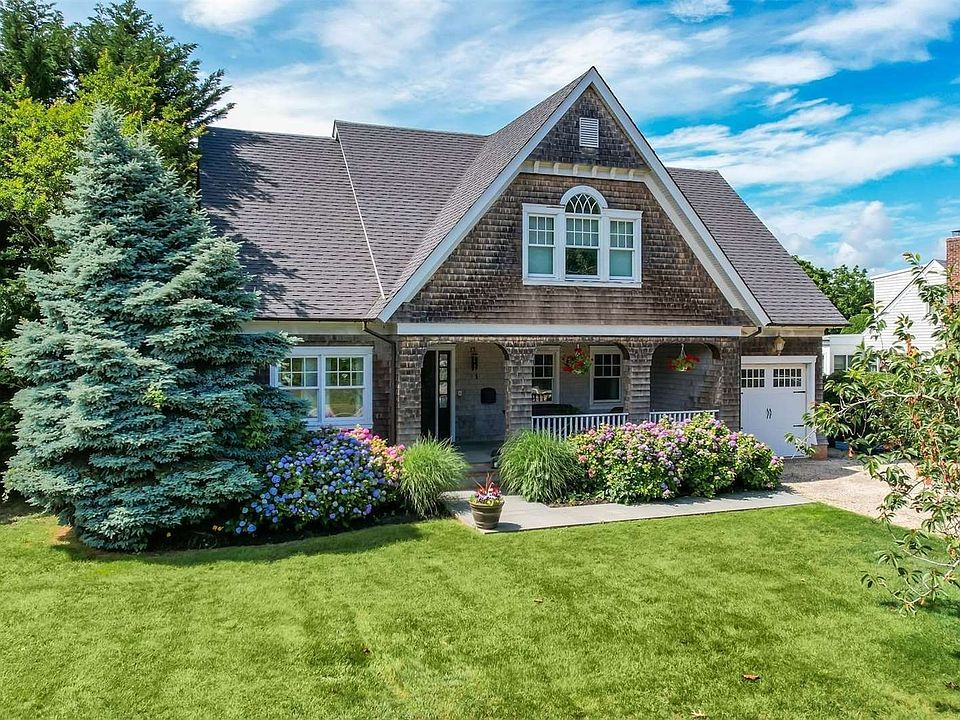 51 Middle Road, Blue Point, NY 11715 Zillow