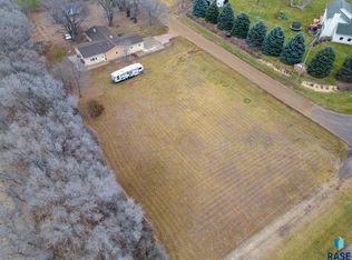 Iverson Crossing Rd, Sioux Falls, SD 57110