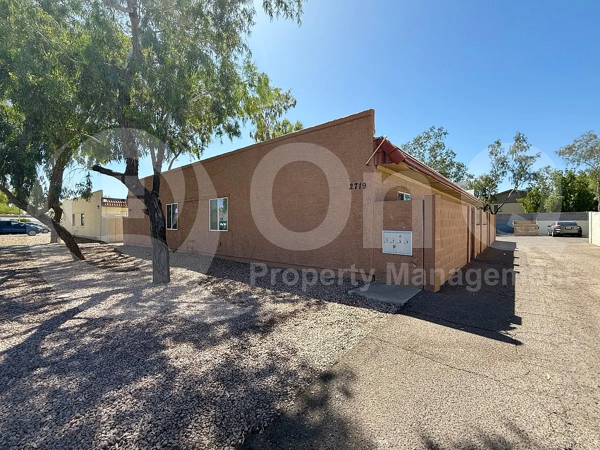 Building Photo - 2719 E Tierra Buena Ln #1