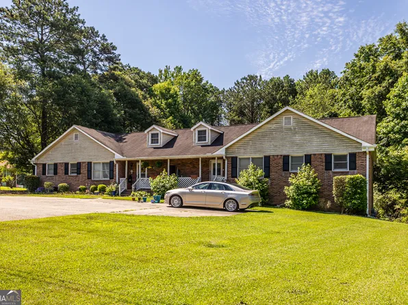 104 Lackawanna Trl, Ellenwood, GA 30294