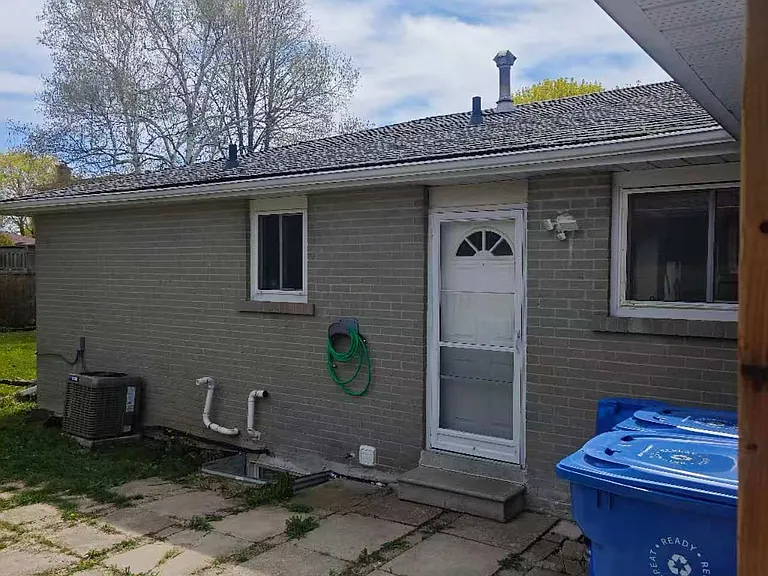 25 Bigwin Dr #BASEMENT — Photo 2