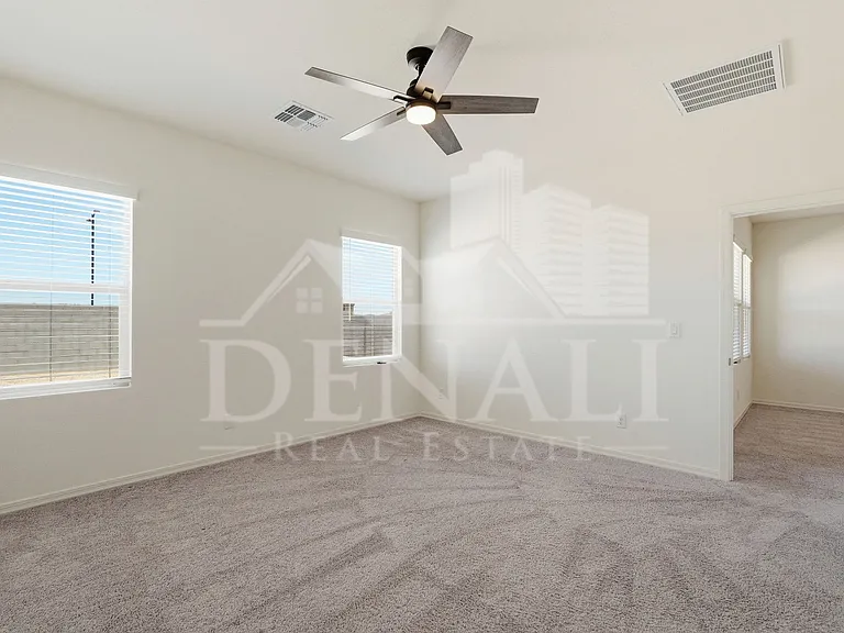 10941 N 165th Ave — Photo 17