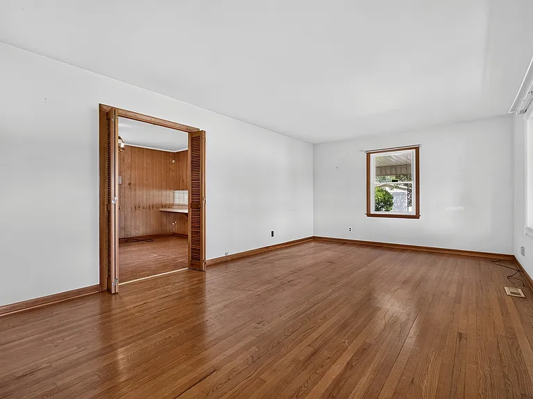 418 Polk St — Photo 6