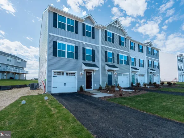 34 Rose Glen Ct, Coatesville, PA 19320