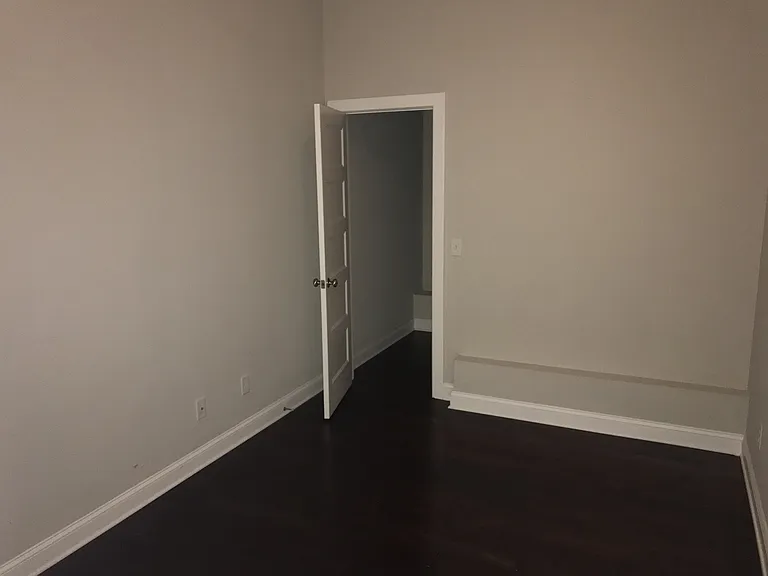 5 W Broughton St #401 — Photo 7