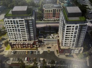 705 Davis Dr #210, Newmarket, ON L3Y 2R2