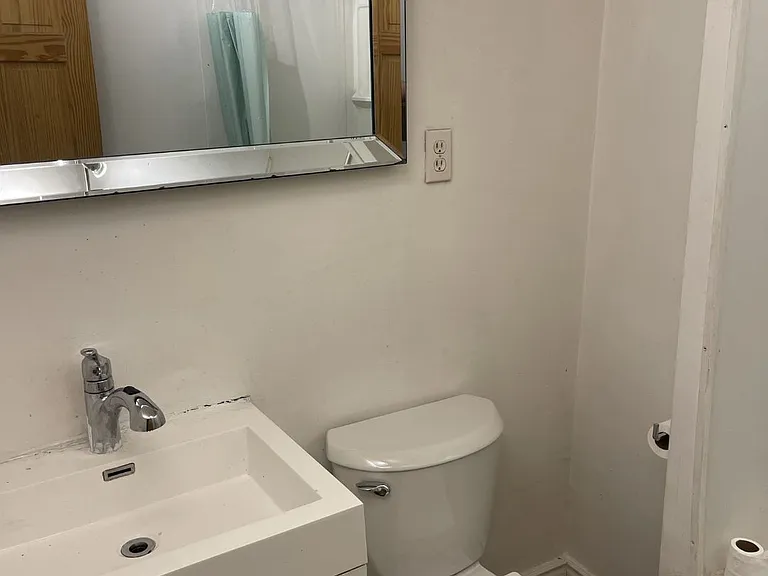 563 Union St #1 — Photo 10