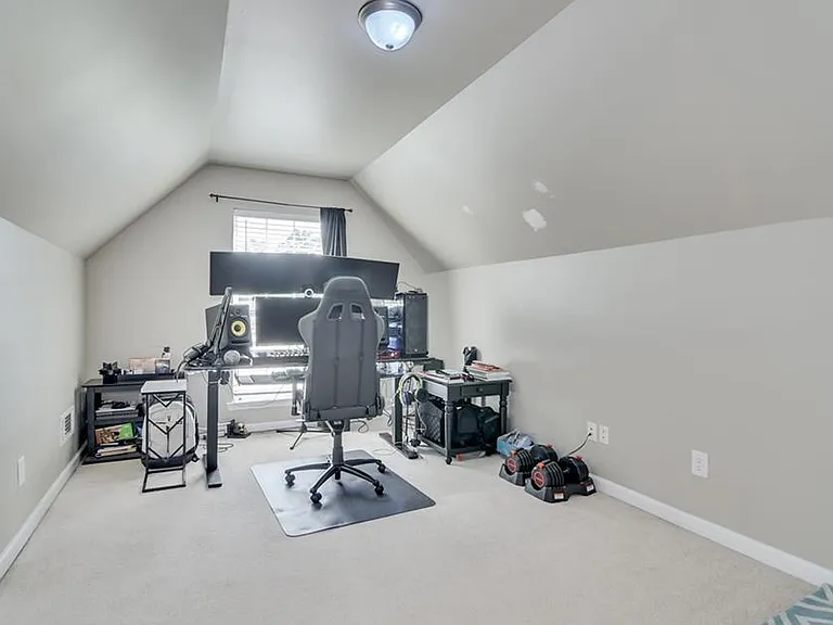 800 Shirez Dr — Photo 13