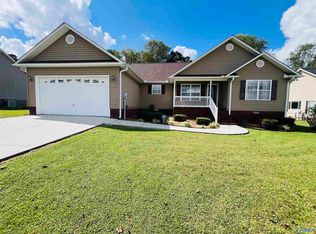 121 Gaines Loop W #W, Boaz, AL 35956