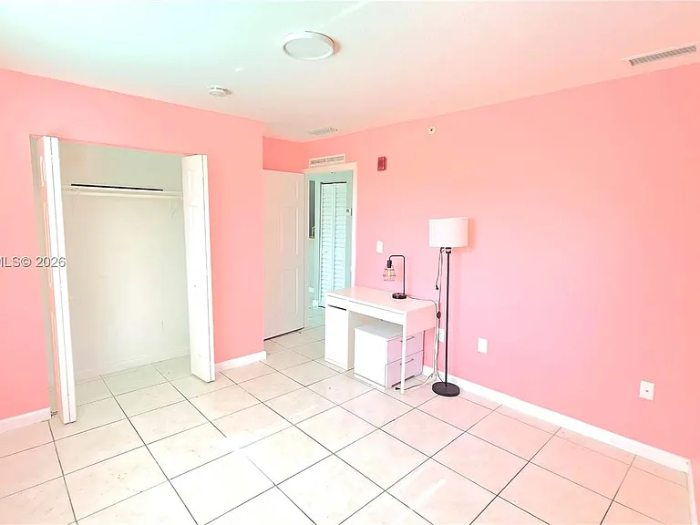 328 NW 12th Ave #12 — Photo 12