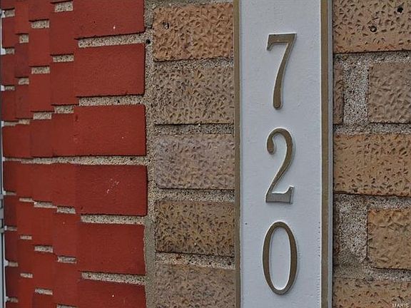 3rd image of 720 Dallas Dr