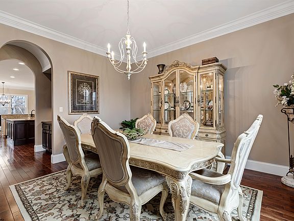 4th image of 100 Marco Polo Dr