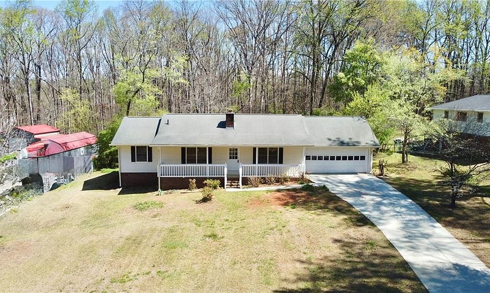 1st image of 150 Patterson Rd