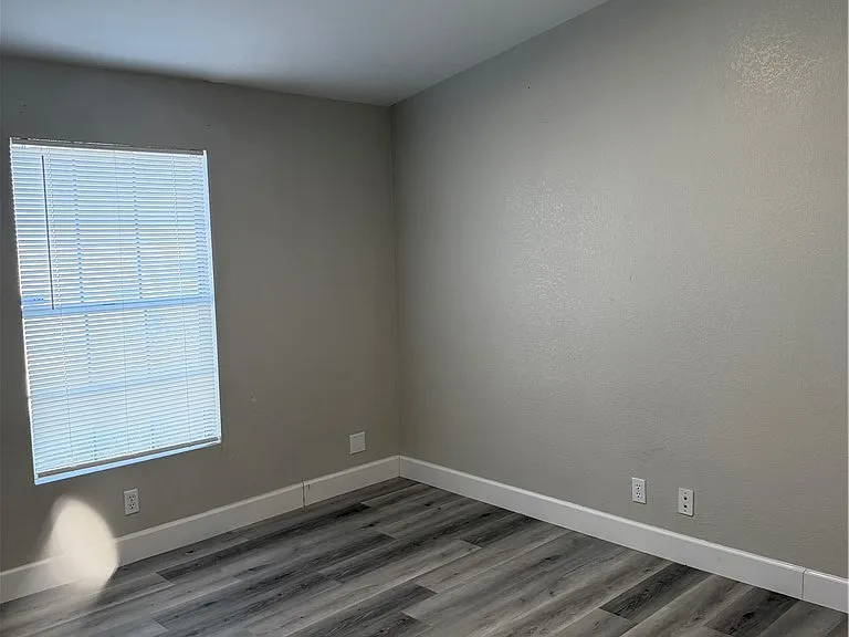 6041 Hafen Ranch Rd — Photo 7