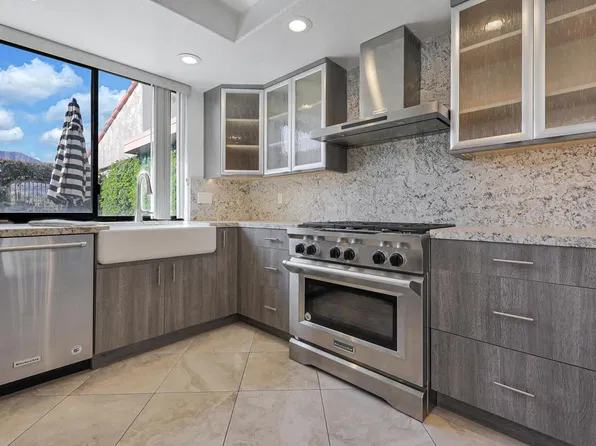 28 Majorca Dr, Rancho Mirage, CA 92270
