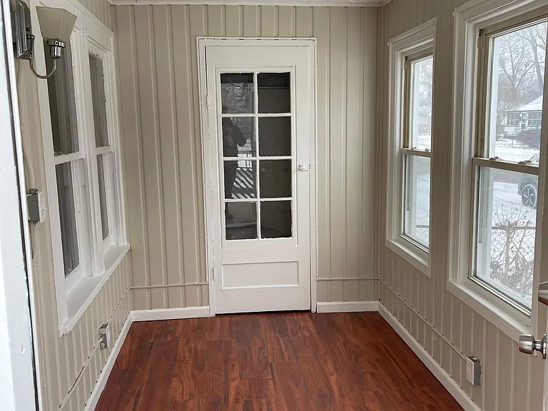 8419 Republic Ave — Photo 4