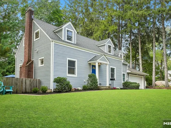 186 Midwood Road, Glen Rock, NJ 07452