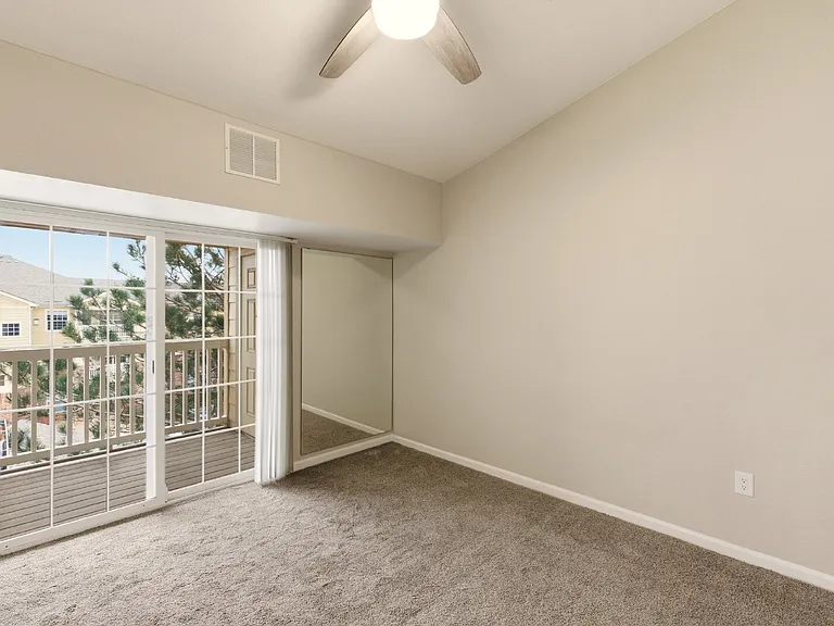 5726 N Genoa Way #301 — Photo 12