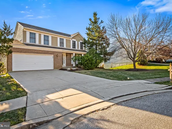 5 Leicester Ct, Owings Mills, MD 21117