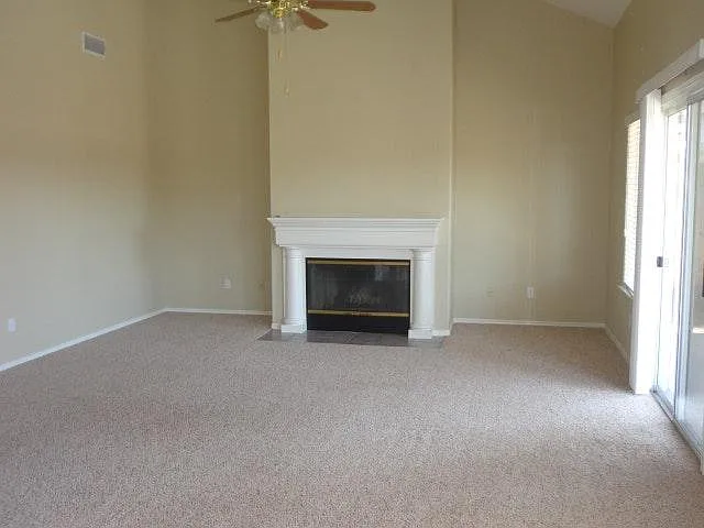 5551 W Menlo Ave — Photo 6