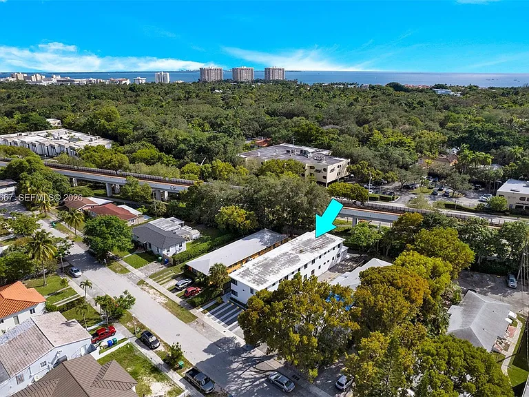 2150 SW 26th St #7 — Photo 9