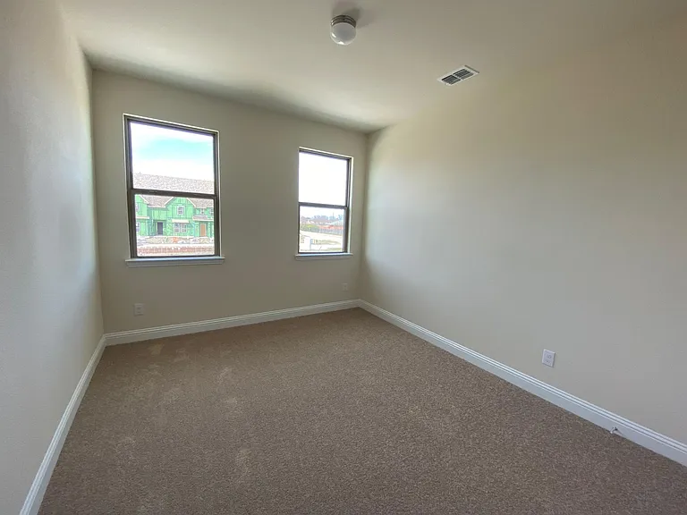 6245 Rainbow Valley Pl — Photo 12