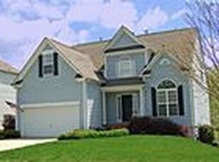 14107 Pine Harbor Rd, Charlotte, NC 28278