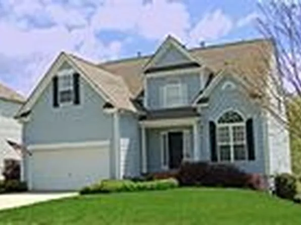 14107 Pine Harbor Rd, Charlotte, NC 28278